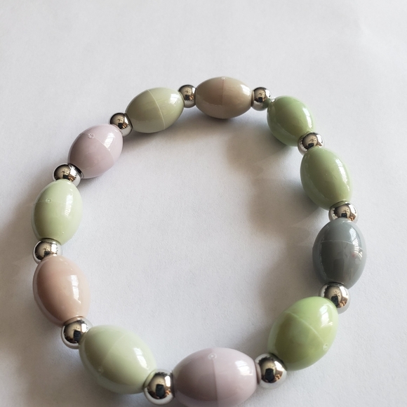 Beth Bead Bracelets - Picture 4 of 6